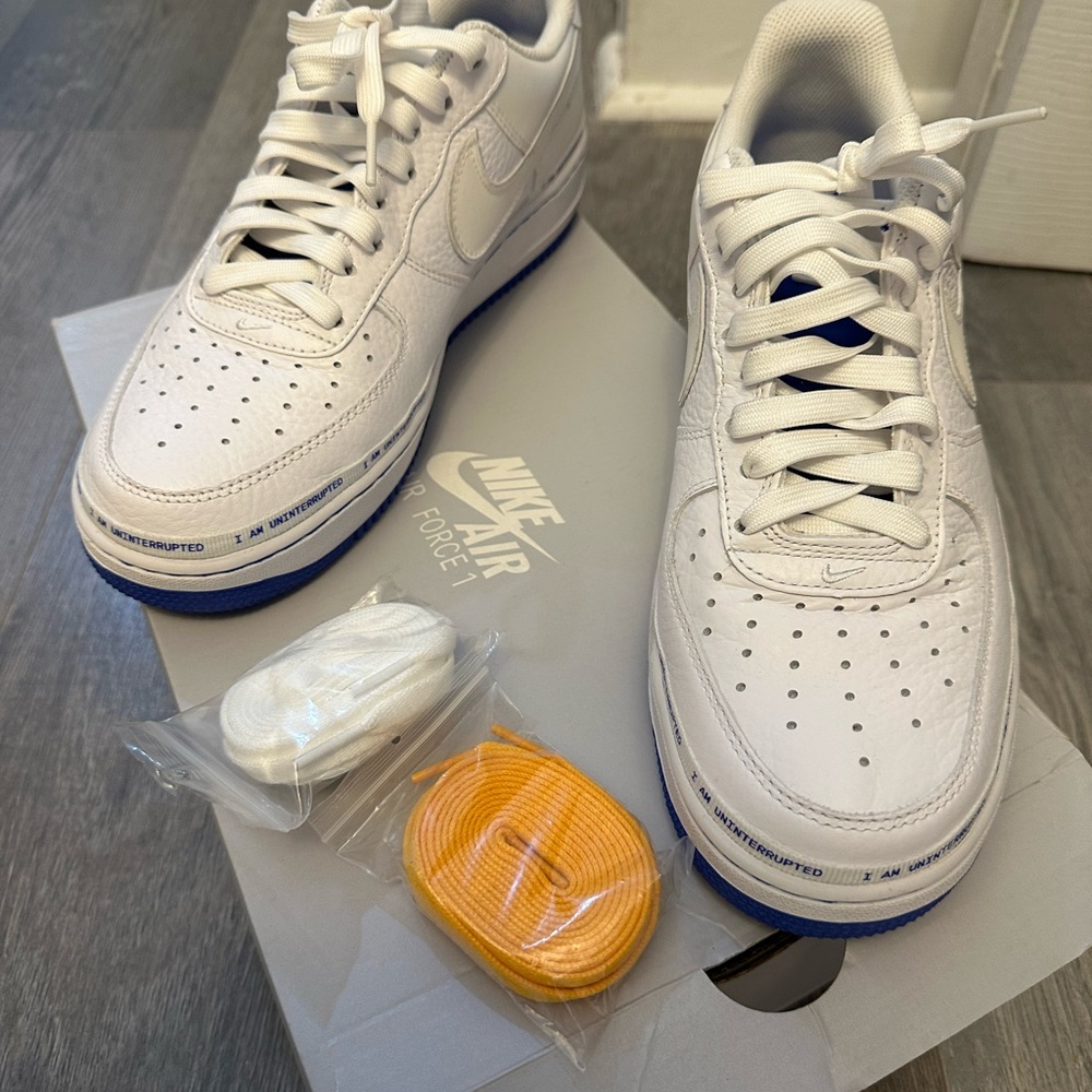 Nike Air Force 1 White with Blue Sole